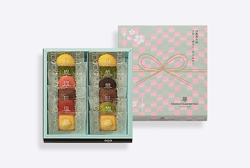 どなたにもお渡しできる上品でシンプルなパッケージ